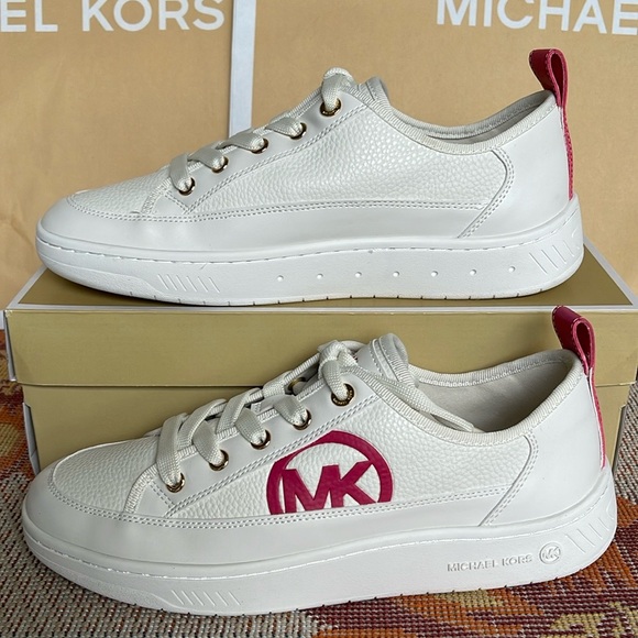 MICHAEL KORS SHEA LACE UP FAUX LEATHER
49R4SHFS1L
ELECTRIC PINK
Fashion Sneakers - Picture 1 of 16
